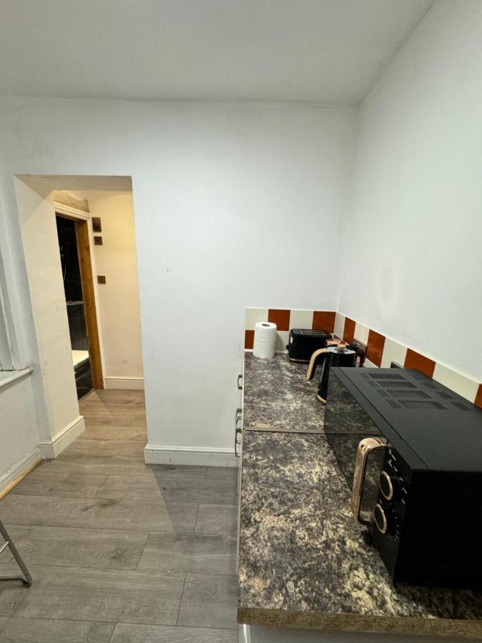 1 Bed With Kitchenette And Bathroom Оксфорд Екстериор снимка