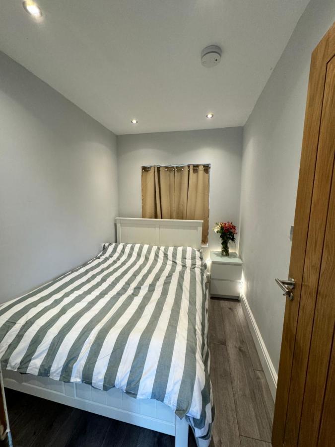1 Bed With Kitchenette And Bathroom Оксфорд Екстериор снимка
